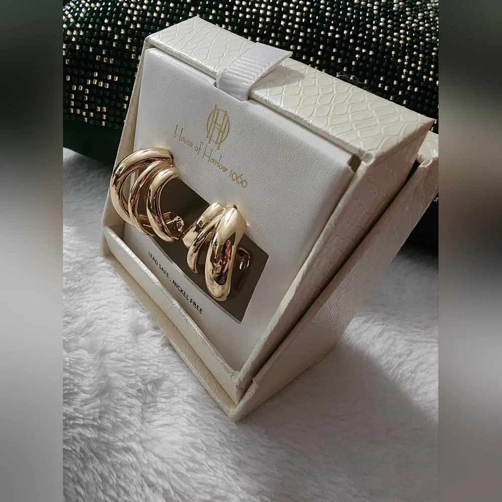 House of Harlow 1960 - Picture 3 of 3